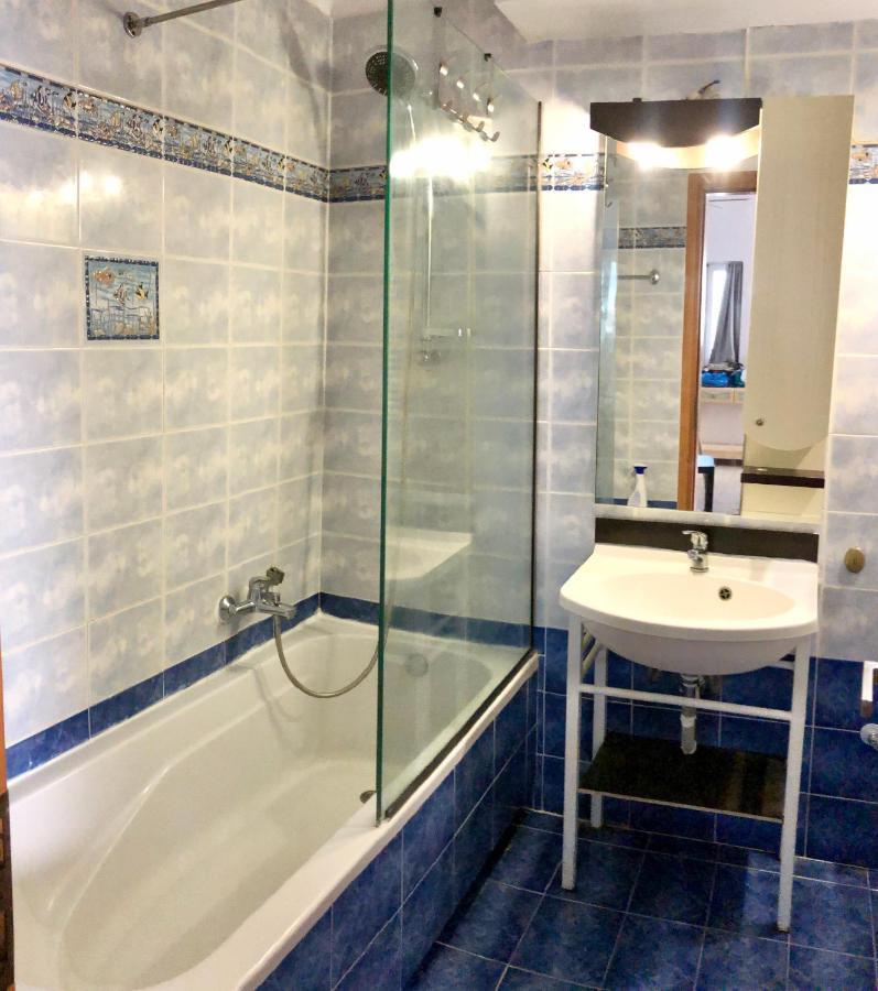 Menelaos Apartments Аделианос Кампос Екстериор снимка