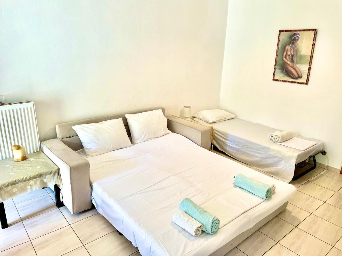 Menelaos Apartments Аделианос Кампос Екстериор снимка
